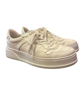 Load image into Gallery viewer, Gucci Men’s white sneakers
