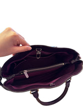 Load image into Gallery viewer, Louis Vuitton Epi Passy PM Tote Bag
