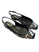 Load image into Gallery viewer, Fendi FF Flats Black &amp; White
