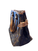 Load image into Gallery viewer, Louis Vuitton Batignolles Tote Bag
