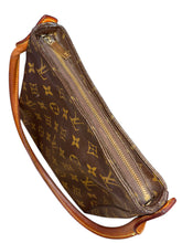 Load image into Gallery viewer, Louis Vuitton Monogram Looping MM Shoulder Bag

