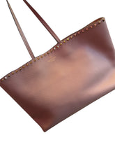 Load image into Gallery viewer, Valentino Nude Rockstud Tote
