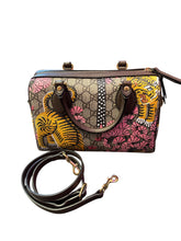 Load image into Gallery viewer, Gucci GG Supreme Bengal Tiger
