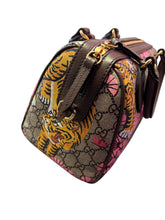 Load image into Gallery viewer, Gucci GG Supreme Bengal Tiger
