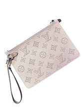 Load image into Gallery viewer, Louis Vuitton Pochette Mahina Pink
