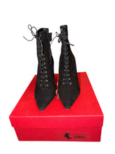 Load image into Gallery viewer, Carolina Herrera Laces Booties

