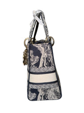 Load image into Gallery viewer, Lady Dior Medium D-Lite Bag
