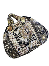Load image into Gallery viewer, Gucci Hysteria Tapestry Bag

