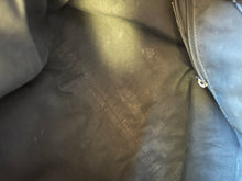 Load image into Gallery viewer, Gucci Sukey canvas Black Handbag

