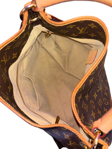 Louis Vuitton Artsy MM Monogram
