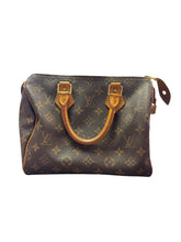 Load image into Gallery viewer, Louis Vuitton Speedy 25 Monogram

