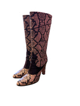 Load image into Gallery viewer, Gucci Black Python Leather Boots
