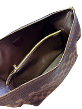 Load image into Gallery viewer, Louis Vuitton Damier Makeup Bag
