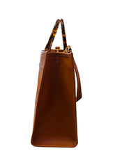Load image into Gallery viewer, Fendi Sunshine Medium leather
