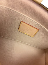 Load image into Gallery viewer, LV Cosmetic Bag Monogram
