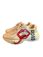 Load image into Gallery viewer, Gucci Rhyton Mouth
