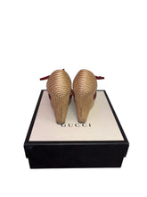 Load image into Gallery viewer, Gucci Horsebit Espandrilles
