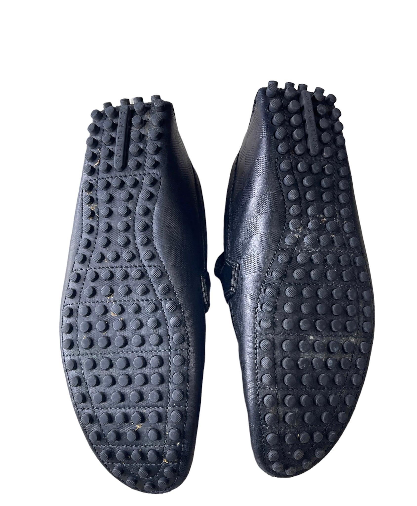 Louis Vuitton Black Men's Loafers – thankunext.us