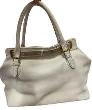 Load image into Gallery viewer, WHITE FENDI HANDBAG
