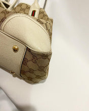 Load image into Gallery viewer, Gucci
