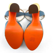 Load image into Gallery viewer, Fendi Block Sandals
