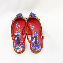 Load image into Gallery viewer, Dolce Gabbana Flats
