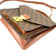 Load image into Gallery viewer, Louis Vuitton Monceau 28 Crossbody
