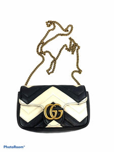 Gucci GG Marmont Super Mini Crossbody Bag