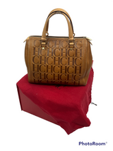 Load image into Gallery viewer, Carolina Herrera Andy 7 camel brown
