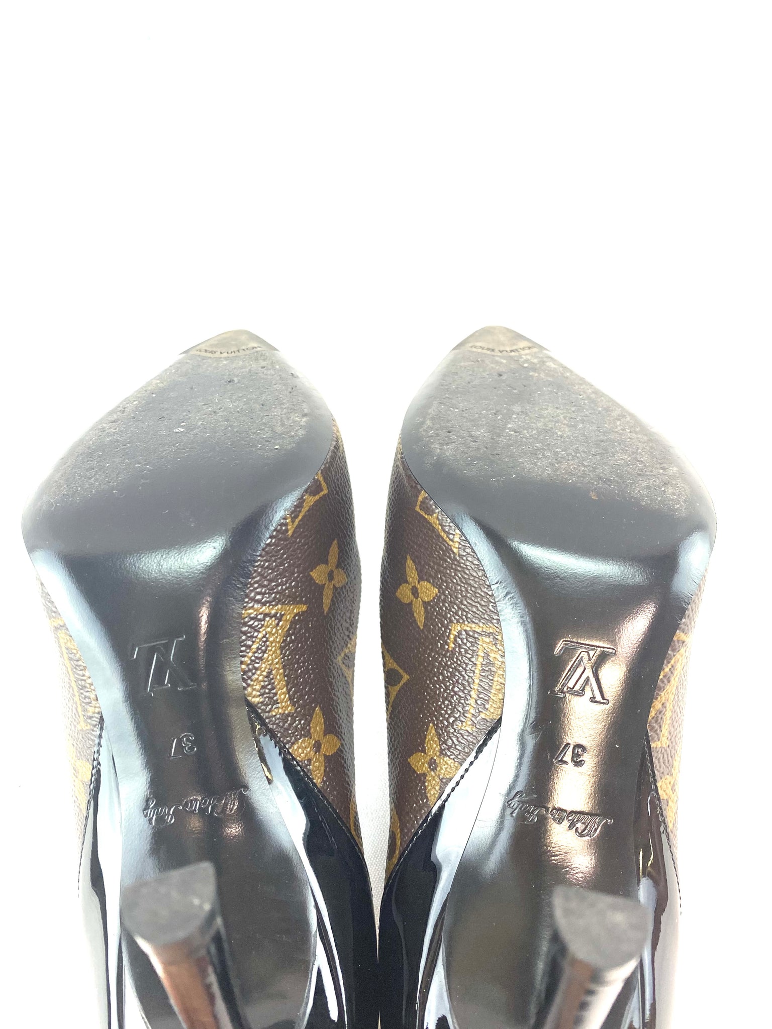 Louis Vuitton High Heels – thankunext.us
