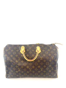 LOUIS VUITTON Speedy Pre Owned Epi Leather 40 Black Satchel Bag