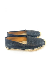 Load image into Gallery viewer, Gucci Guccissima Black Espadrilles
