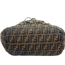 Load image into Gallery viewer, Fendi Vintage Shoulderbag
