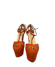 Load image into Gallery viewer, Christian Louboutin Orange Amyada 160
