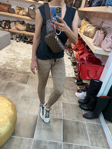 lv daily pouch outfit