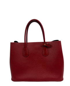 Prada red saffiano Cuir Handbag