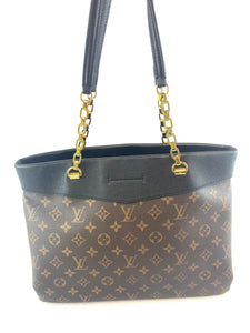 Louis Vuitton Pallas Monogram Shopping Tote