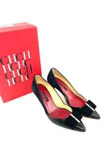 Carolina Herrera Black Pumps