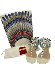 Load image into Gallery viewer, Valentino Garavani RockStud Sandals white
