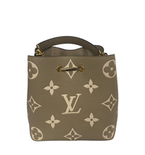 Load image into Gallery viewer, Louis Vuitton NéoNoé MM Bicolor Bucketbag
