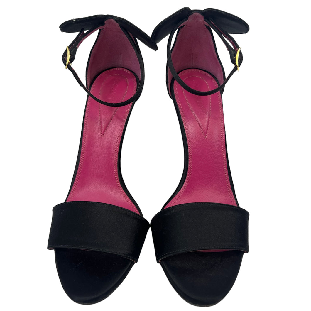 Oscar Tiye Black Heel Sandal