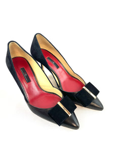 Carolina Herrera Black Pumps