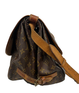 Louis Vuitton Saumur monogram crossbody