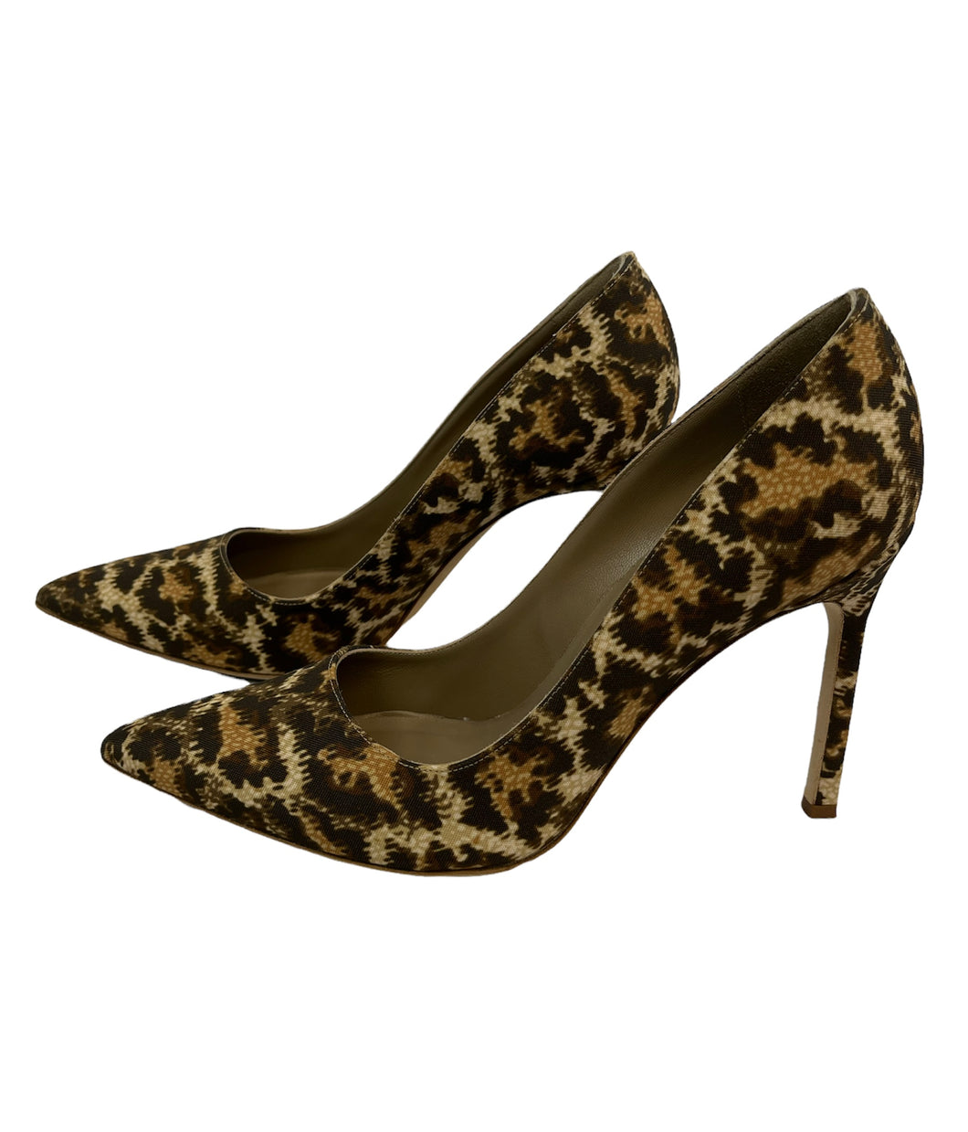 Manolo Blahnik Leopard Pumps size 37